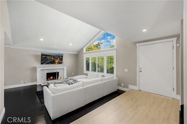 Building Photo - 1320 N Van Gogh Cir