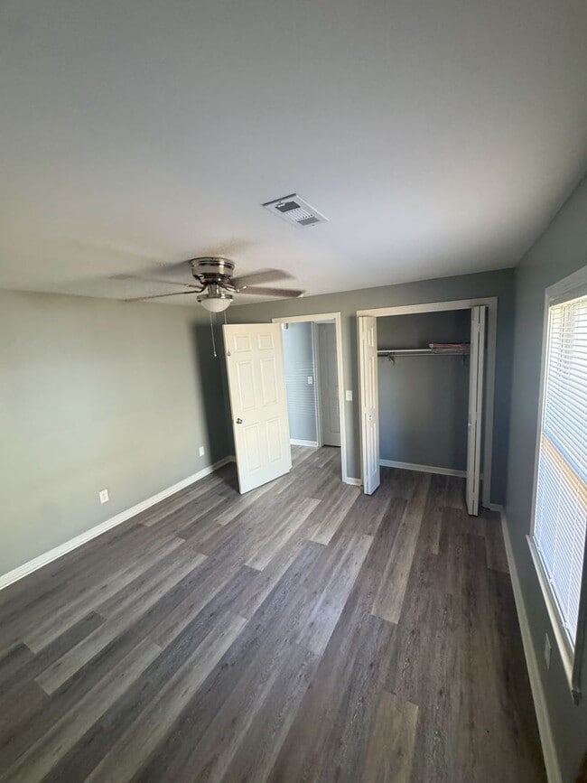 Building Photo - START THE NEW YEAR IN YOUR NEW HOME!