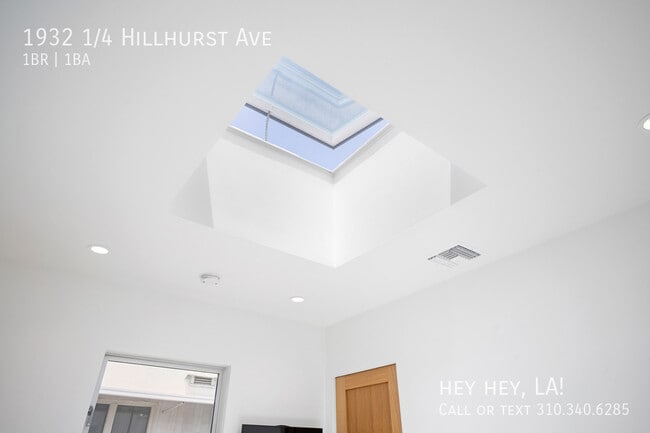 Building Photo - 1932 1/4 Hillhurst Ave-