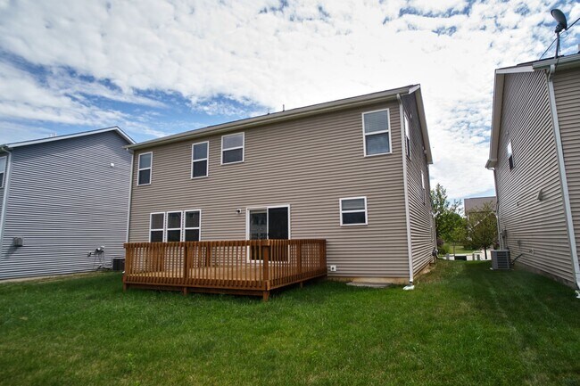 Building Photo - 4BDRM, 2.5 BA with finished basement in Westminster