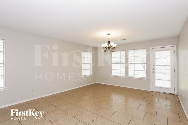 Building Photo - 6612 Gillis Johnson St