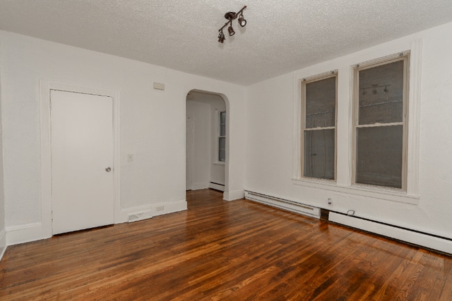 Building Photo - 1288 W 83rd St