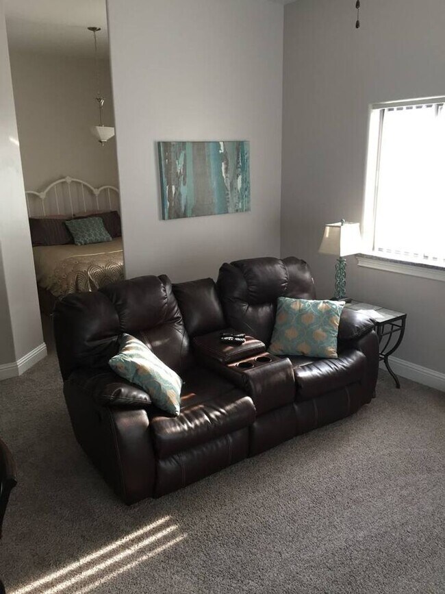 Building Photo - LRS Building