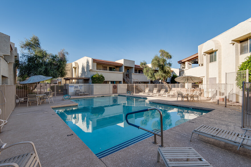 Pool, steps from your unit. - 4150 E Cactus Rd