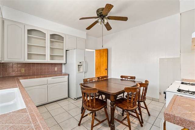 Kitchen - 236 W 12th St