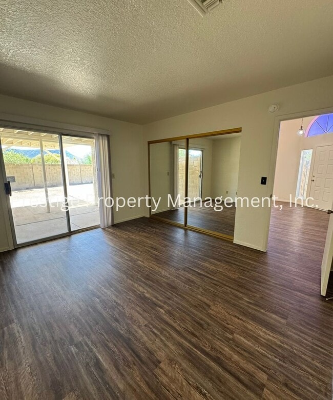 Building Photo - 3093 W Placita De La Roseta