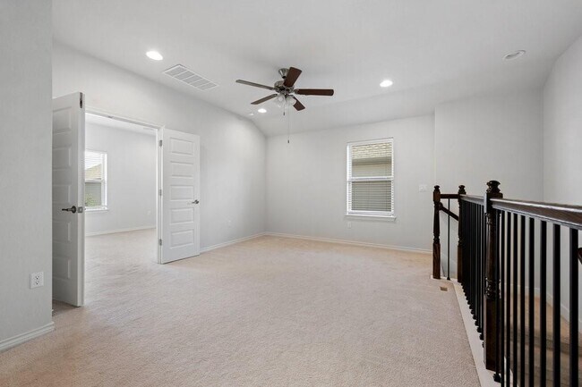 Building Photo - 14410 McCoy Lp
