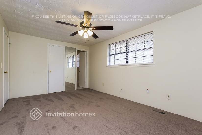 Building Photo - 4015 N Quail Dr