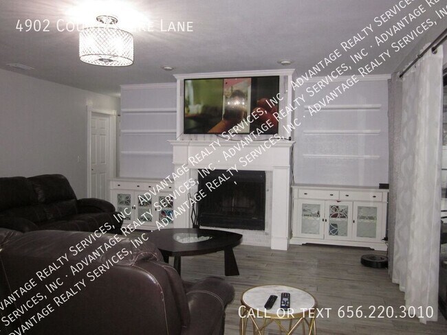 Building Photo - 4902 Country Aire Ln