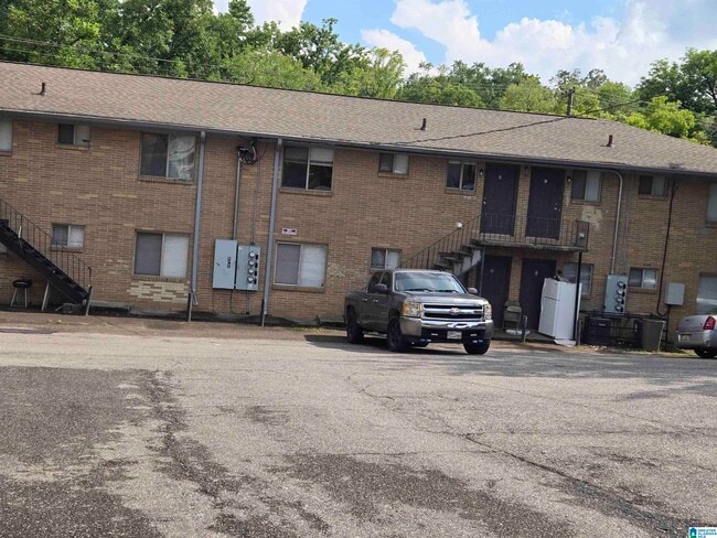 Building Photo - 7750 Rugby Ave