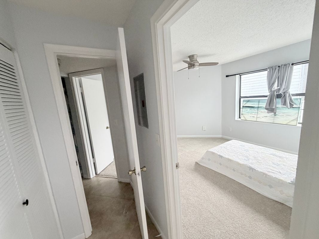 Building Photo - 3914 Atrium Dr
