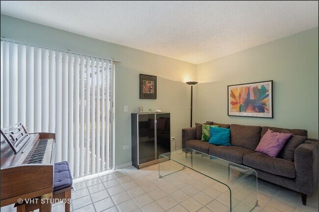 Building Photo - 1120 Courtland Dr