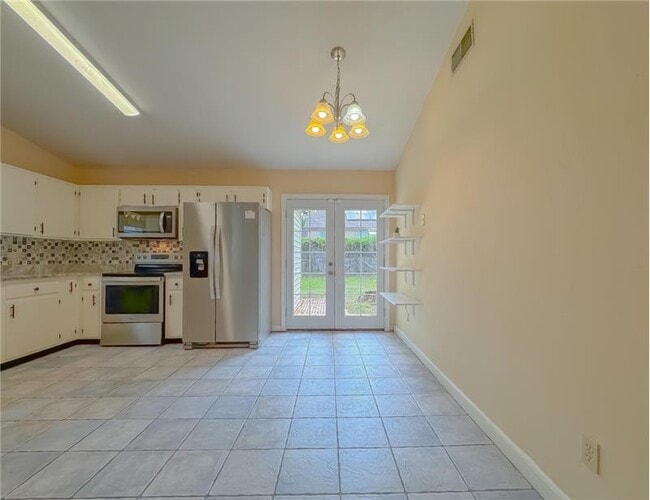 Building Photo - 1555 Sprucewood Trail