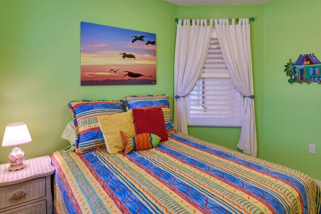 Building Photo - 400 Canopy Walk Ln