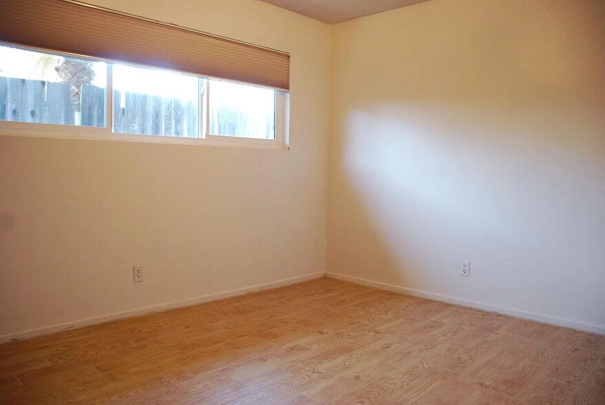 Unit B - Bedroom - 6624 Pasado Rd
