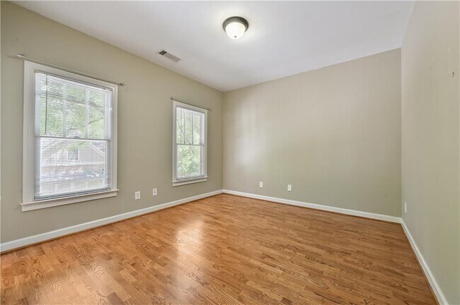 Building Photo - 4522 Gateway Ct
