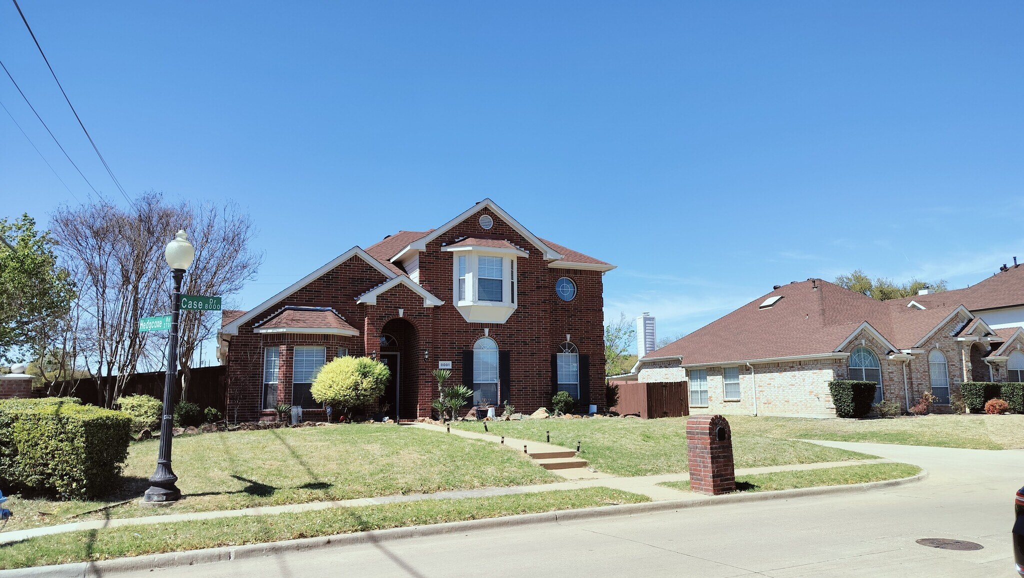Building Photo - 8001 Case Dr