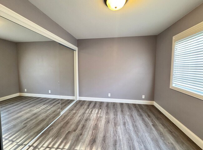 Building Photo - 16419 Bear Meadow Cir
