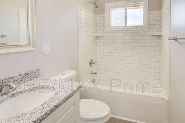 Building Photo - 7919 Thompson Rd