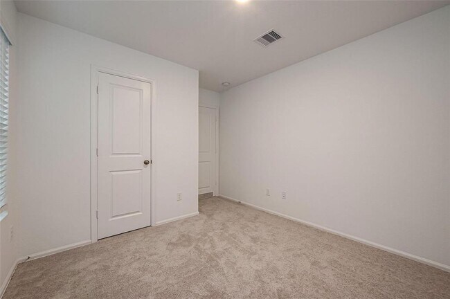 Building Photo - 27123 River Birch Ridge Dr