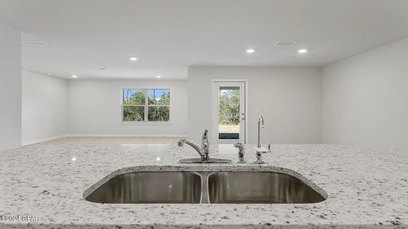 Building Photo - 293 Cades Ct