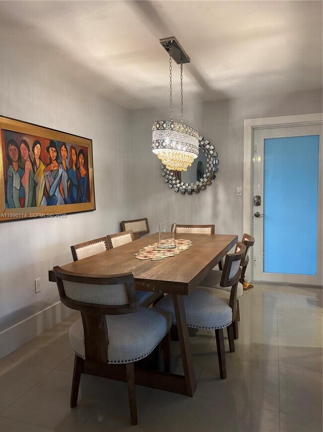 Building Photo - 1498 Jefferson Ave