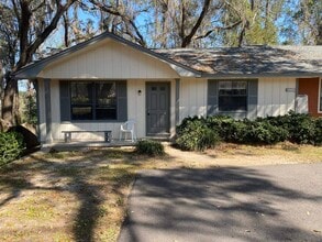 Building Photo - 1543 Coombs Dr