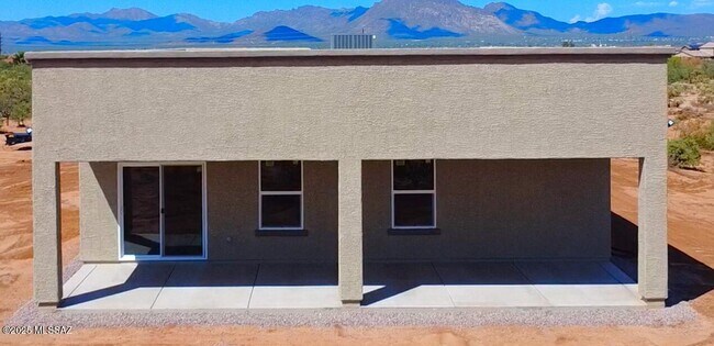 Building Photo - 7095 W Los Reales Rd