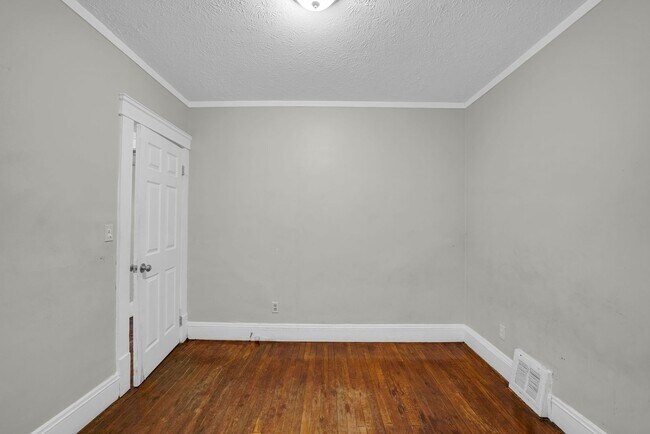 Building Photo - 1355 West Blvd