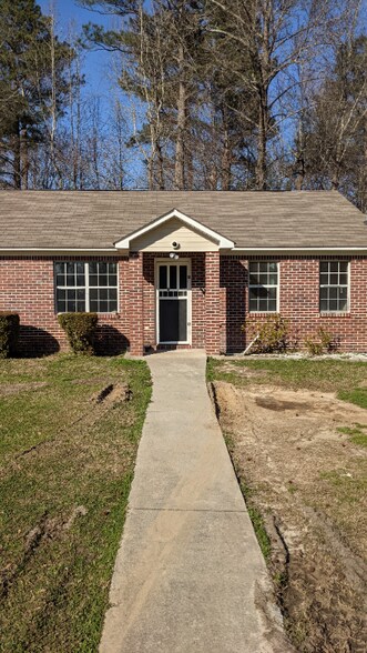 Building Photo - 110 Jay Ln