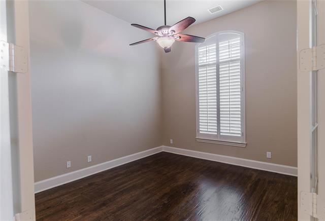 Building Photo - 11775 Frontier Dr