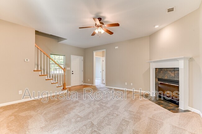 Building Photo - 812 Oshields Ct