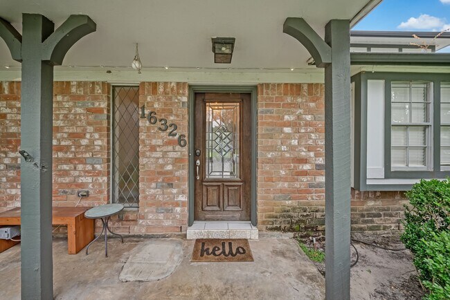 Building Photo - 16326 Heatherdale Dr