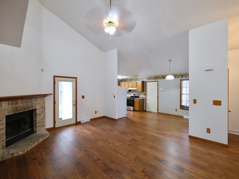 Building Photo - 3506 Damyan Ct