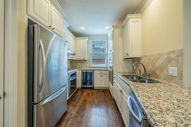 Building Photo - 4148 Grassmere Ln
