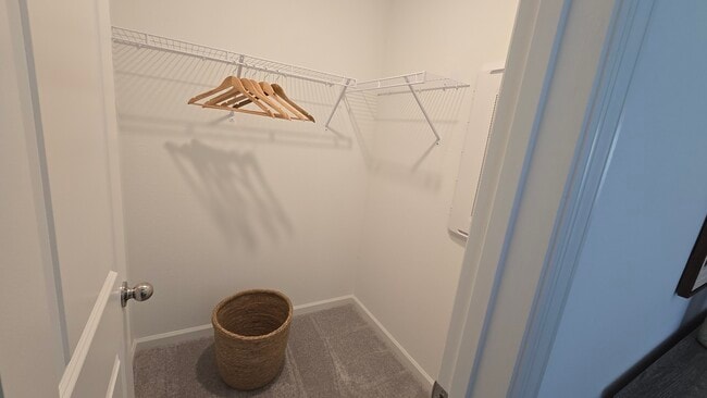 Building Photo - 6821 Lake Mist Ln