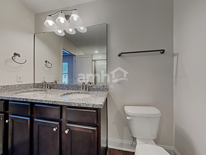 Building Photo - 312 West St