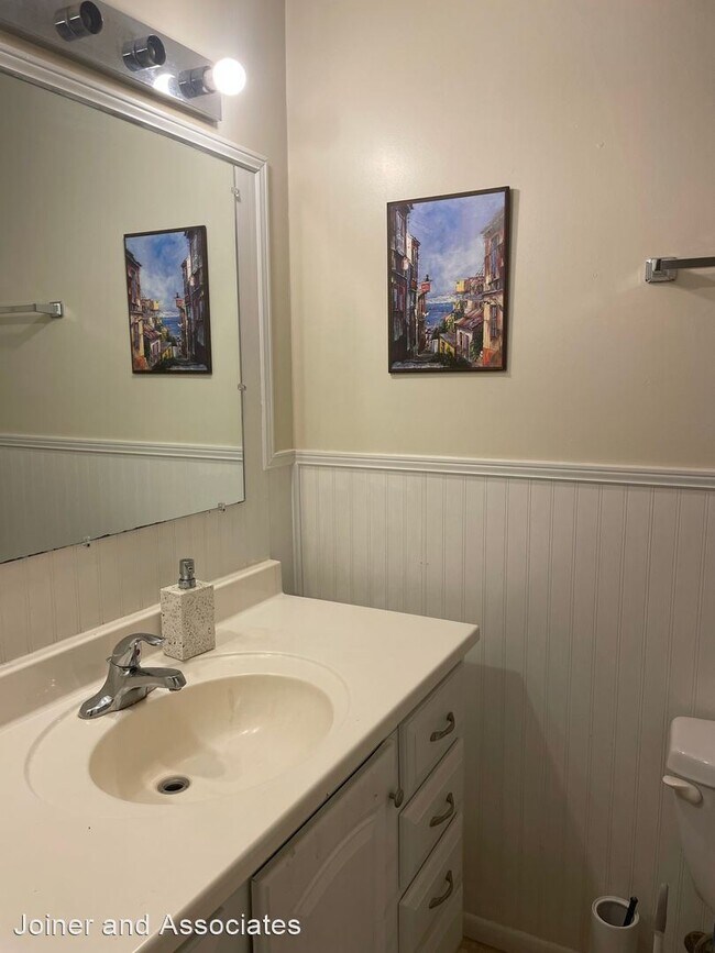 Building Photo - 3 br, 2 bath House - 110 Rumson Road
