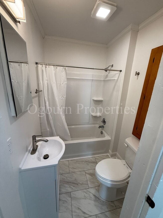 Building Photo - 1607 Thurmond St