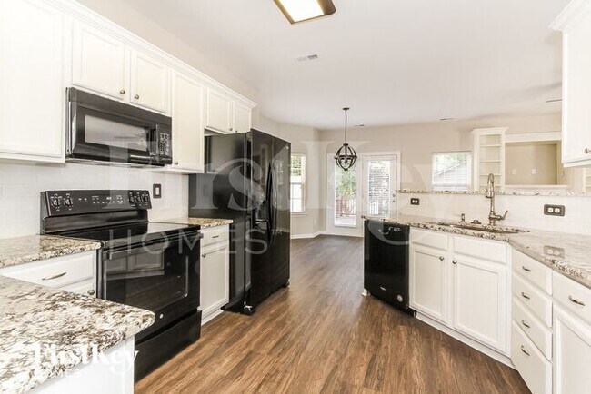 Building Photo - 10520 Meadow Crossing Ln