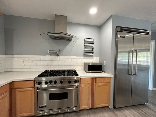 Building Photo - 4028 W Palo Verde Dr