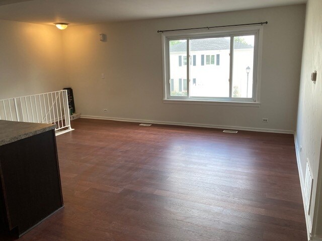 Living Room - 1137 Cove Dr