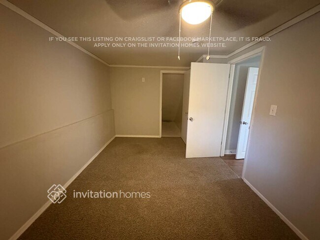 Building Photo - 10240 Benton St