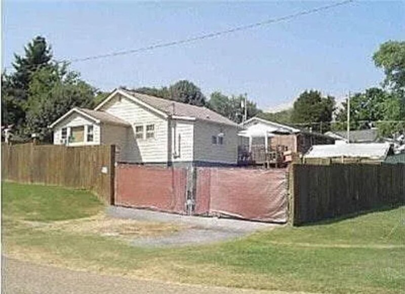 Building Photo - 406 Clifty St