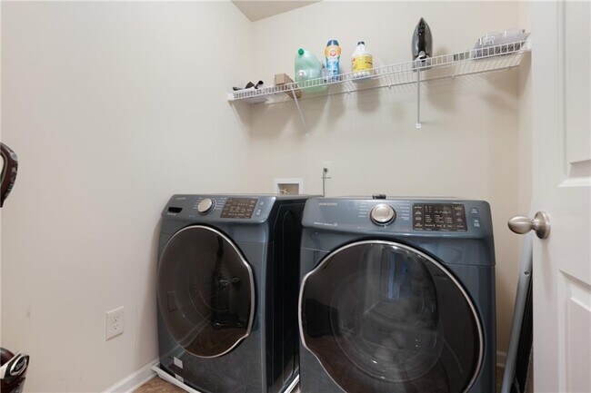 Building Photo - 1267 Brookmere Way