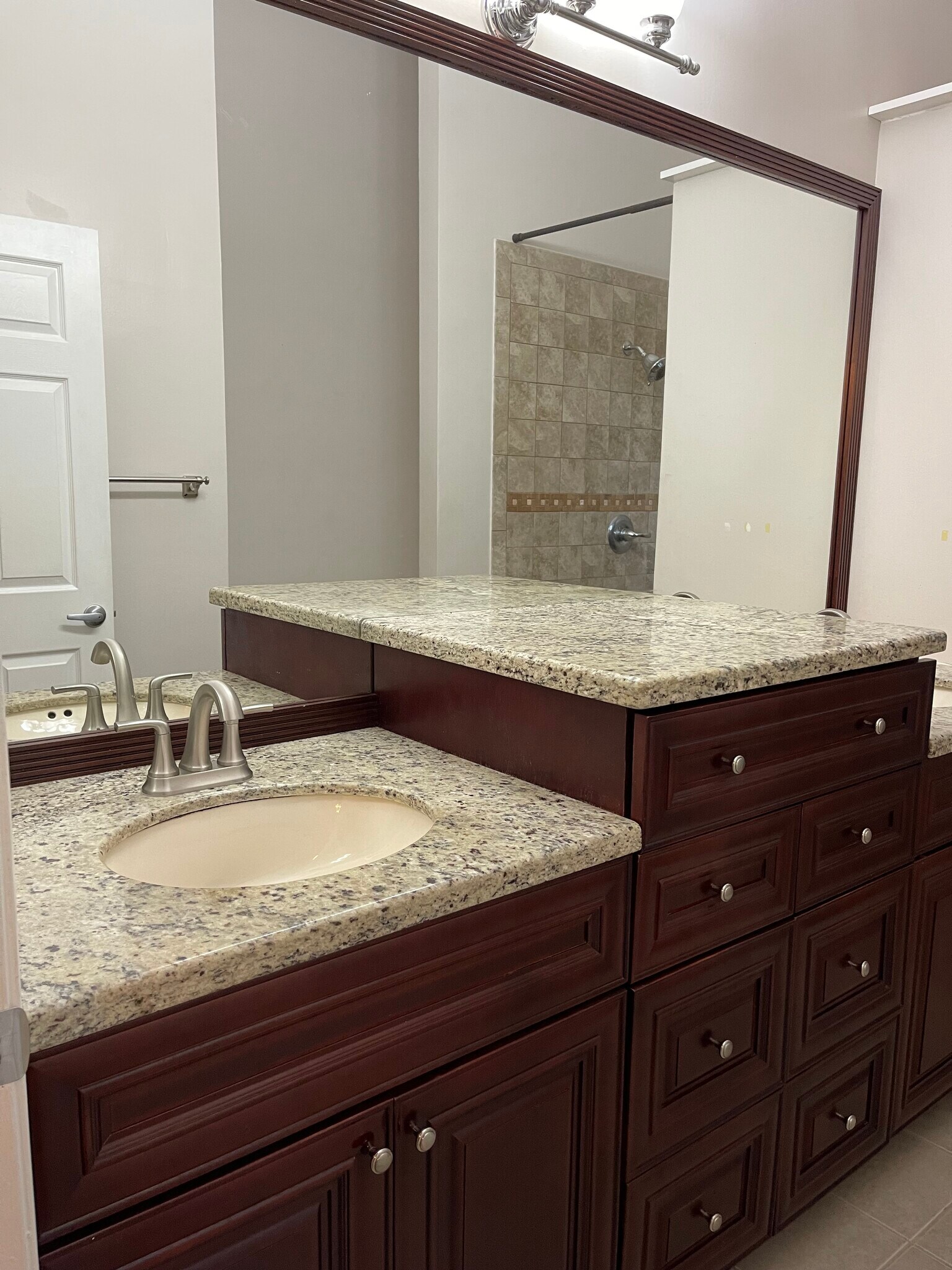 Master Bathroom - 7942 Lexington Club Blvd