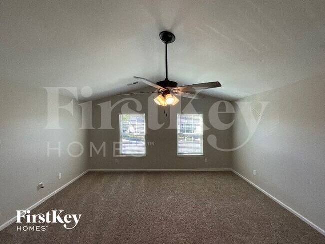 Building Photo - 1432 Scofield Ct