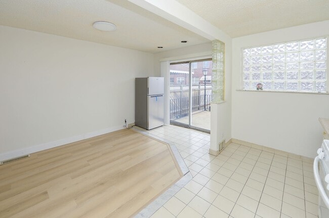 Building Photo - 2019 S Etting St