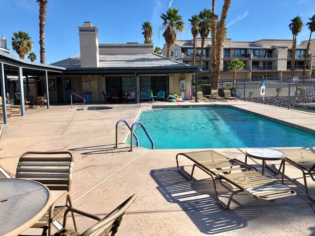 Building Photo - Beautiful Furnished 2 Bed / 2 Bath Condo in Laguna Nueva – Colorado River Living! 1-3 Month Term