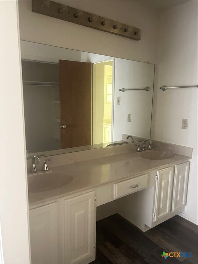 Building Photo - 1133 Ashby St